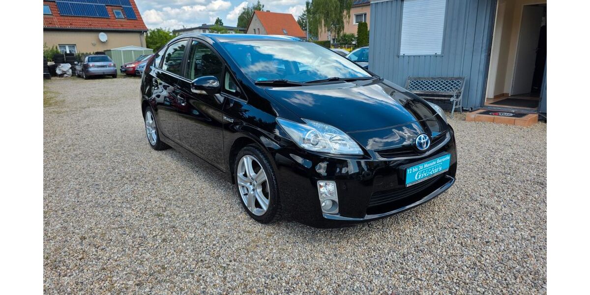 Toyota Prius 143.663 km 9.999 &euro; Berlin 13589