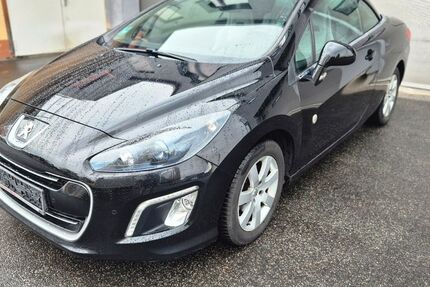 Peugeot 308 161.000 km 8.990 € Berlin 13435