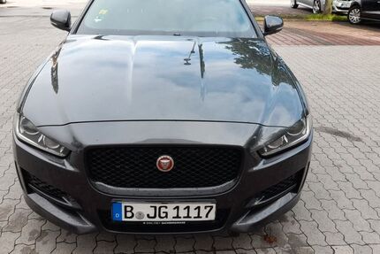 Jaguar XE 179.800 km 10.900 € Berlin 13357