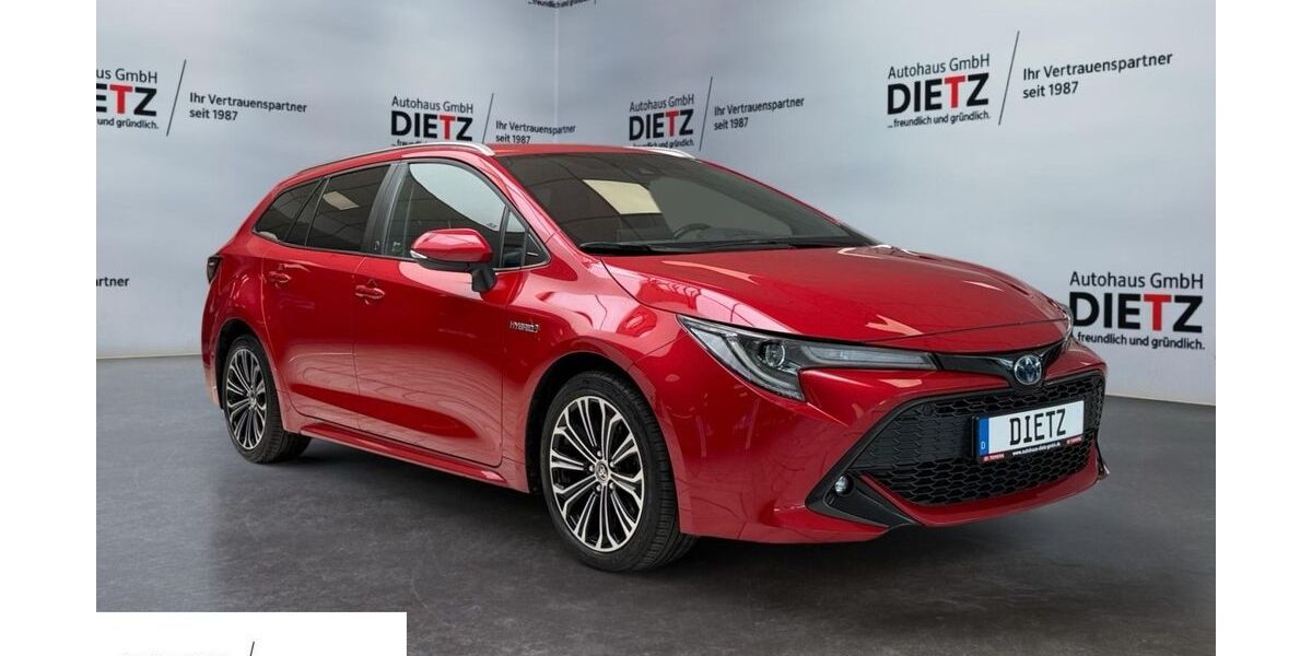 Toyota Corolla 24.084 km 22.990 &euro; Wildau 15745