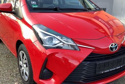 Toyota Yaris 39.311 km 10.699 &euro; Erkner 15537