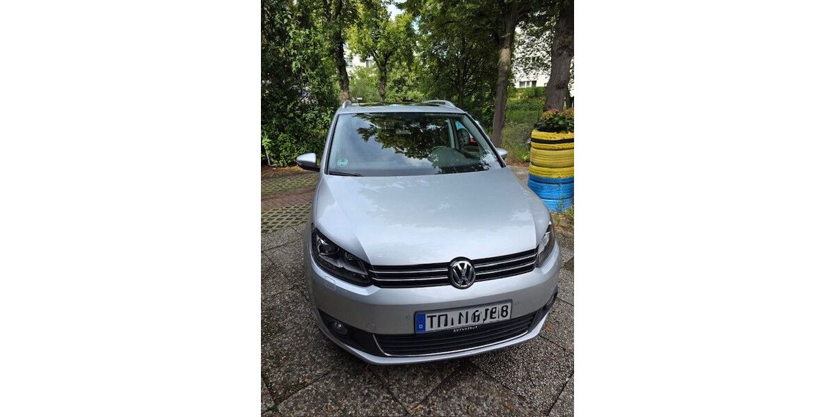 VW Touran 91.000 km 11.400 &euro; Berlin 12307