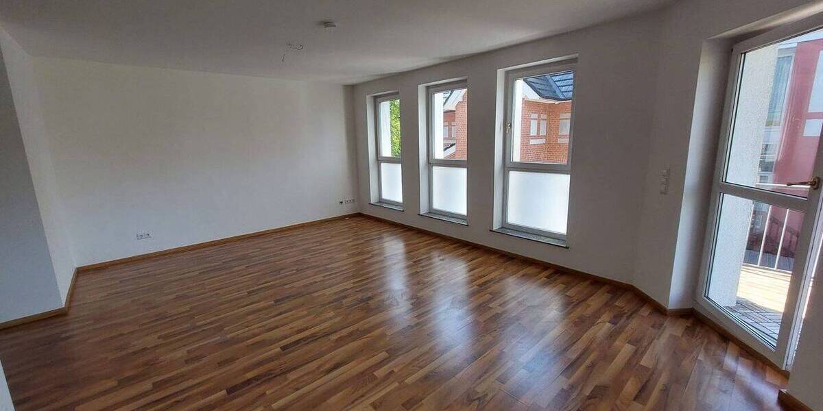 Etagenwohnung Falkensee - 2 Zimmer, 70 m&sup2;, 1.150&euro; | Angebot:26657100
