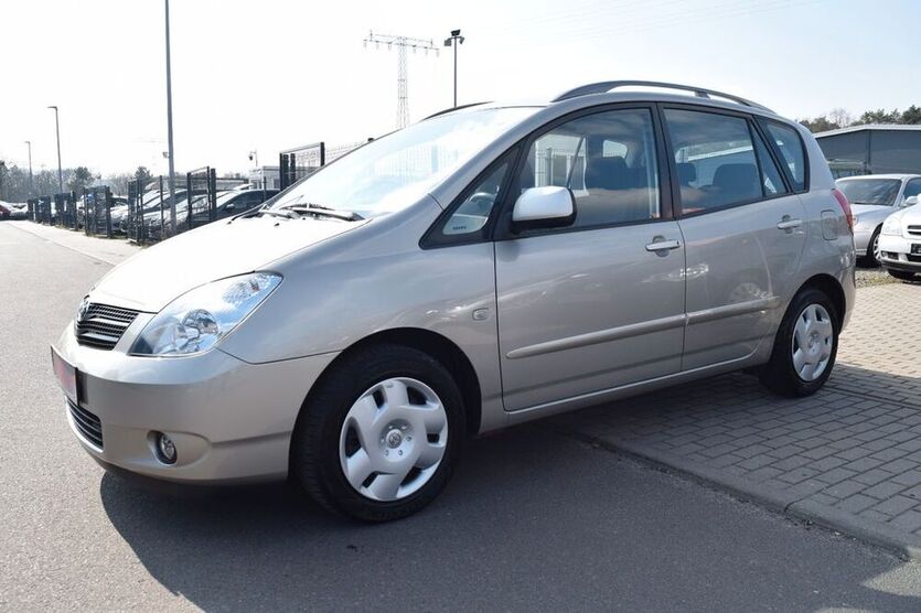 Corolla Verso