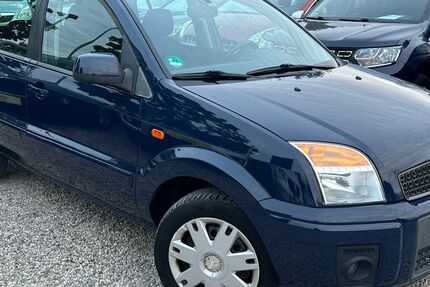 Ford Fusion 107.225 km 4.490 € Berlin 13089