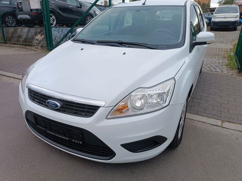 Ford Focus 203.000 km 2.999 € Berlin 13597