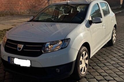 Dacia Sandero 98.500 km 5.300 &euro; Berlin 13355