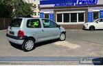Renault Twingo 1.2 Liberty*Falt-Dach*4-Sitz*11/25TÜV*2-E 174.613 km 1.980 € Berlin 13187