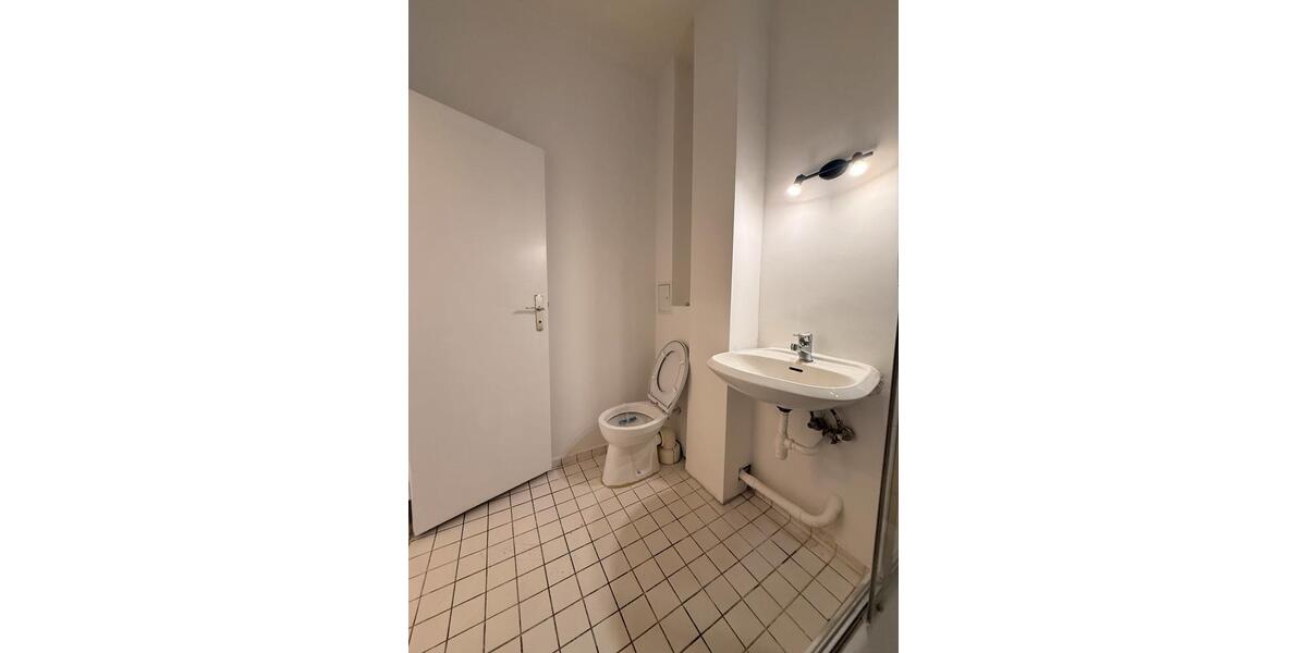 Erdgeschoßwohnung Berlin Neukölln - 1 Zimmer, 41 m&sup2;, 1.050&euro; | Angebot:25943214