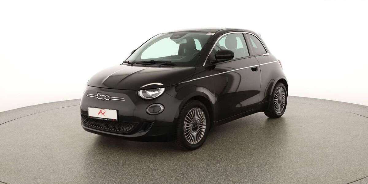Fiat 500 22.855 km 16.880 &euro; Berlin 12103