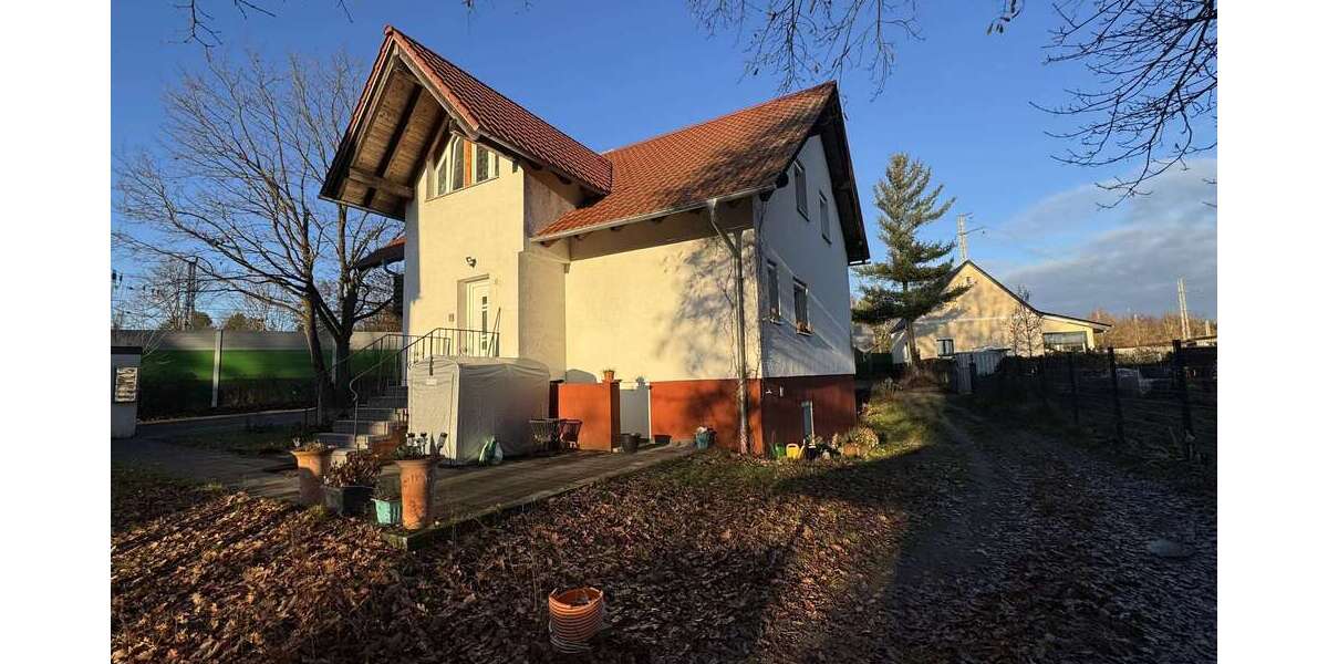 Einfamilienhaus Hohen Neuendorf - 8 Zimmer, 324 m&sup2;, 1.075.000&euro; | Angebot:26018620