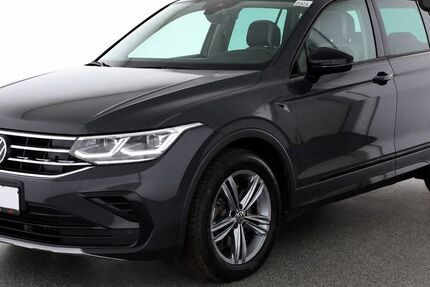 VW Tiguan 100.000 km 27.380 &euro; Berlin 12103