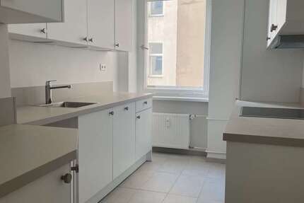 Wohnung zum Mieten in Berlin 2.200 € 122.86 m² 5 zimmer