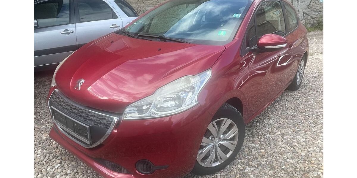 Peugeot 208 143.000 km 2.850 &euro; Berlin 10245