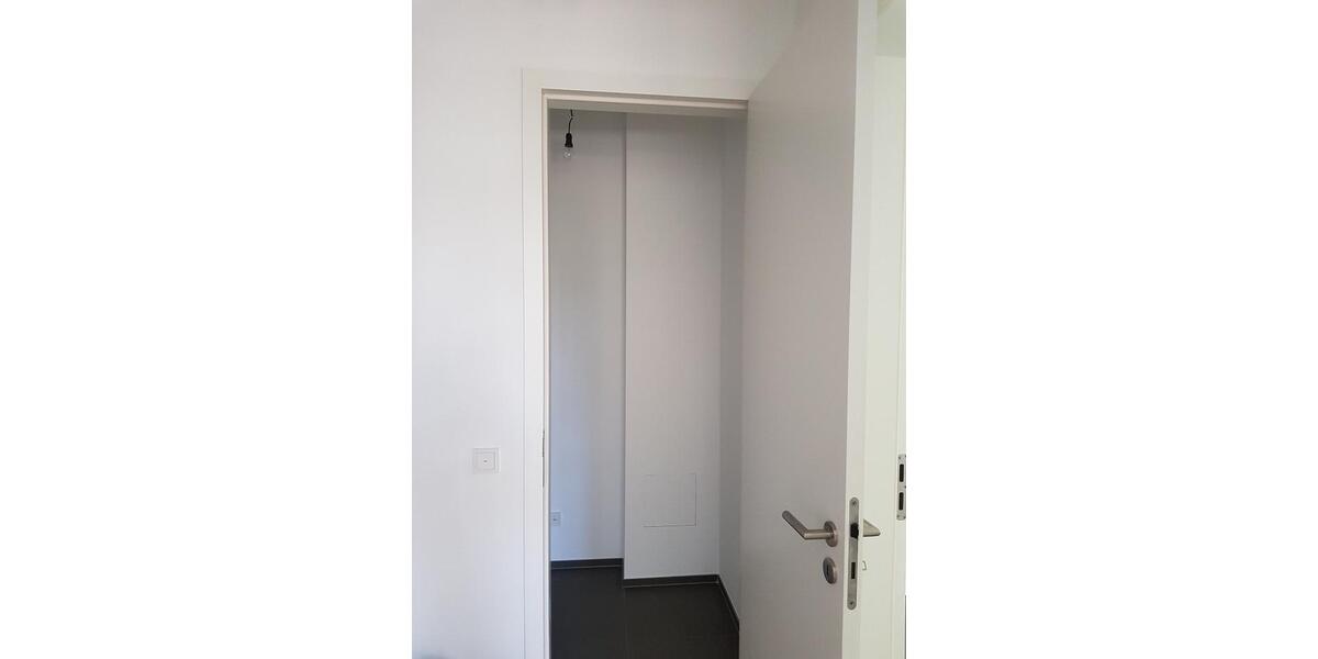 Erdgeschoßwohnung Berlin Friedrichshain-Kreuzberg - 2 Zimmer, 83 m&sup2;, 1.845&euro; | Angebot:25951090