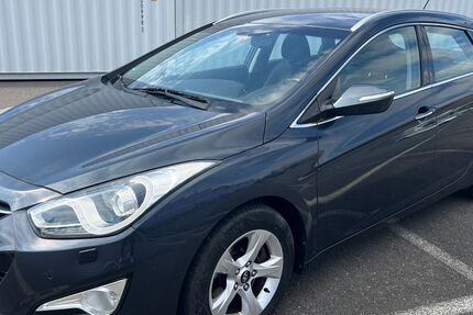 Hyundai i40 278.000 km 4.950 &euro; Berlin 12057