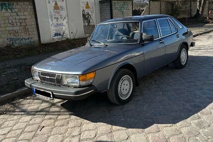 Saab 900 240.000 km 3.500 &euro; Berlin 12359