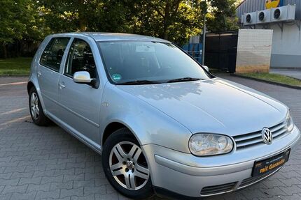 VW Golf 215.000 km 2.450 &euro; Berlin 13089