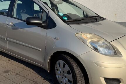 Toyota Yaris 54.000 km 6.650 &euro; Bernau bei Berlin 16321