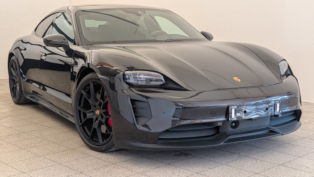 Porsche Taycan 86.000 km 70.990 &euro; Eichwalde 15732