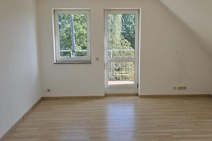 Wohnung 3,5 Zimmer, 98qm zu vermieten, 1300€ + 370€ NK 3 zimmer