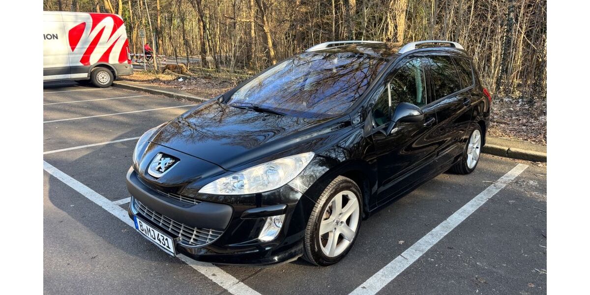 Peugeot 308 130.797 km 5.300 &euro; Berlin 12435