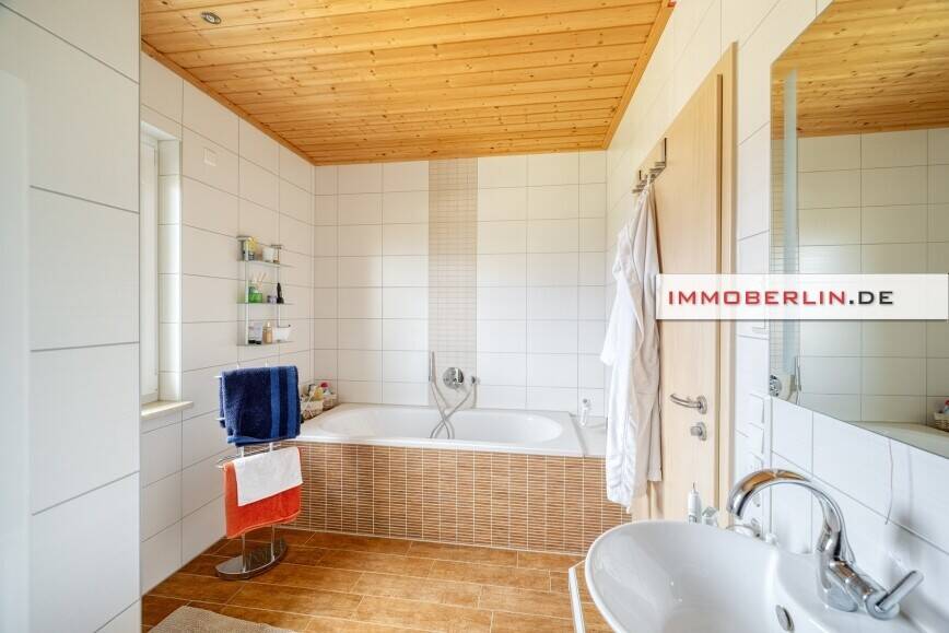 Einfamilienhaus Berlin Altglienicke - 5 Zimmer, 184 m&sup2;, 899.000&euro; | Angebot:26376161