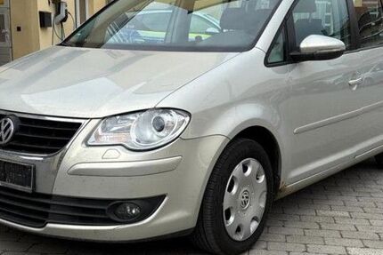 VW Touran 161.000 km 3.690 &euro; Berlin 12101