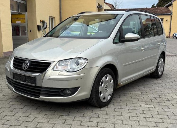 VW Touran 161.000 km 3.690 &euro; Berlin 12101