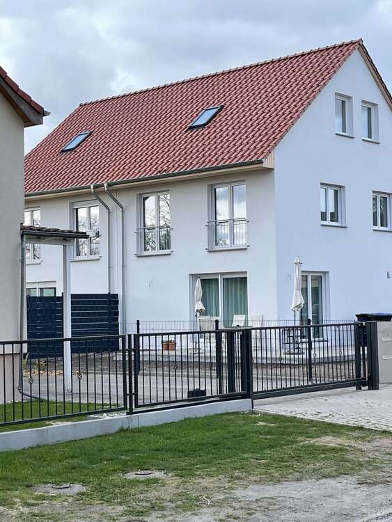 Haus zum Kaufen in Berlin 535.000 € 138 m²