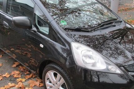 Honda Jazz 170.000 km 2.550 &euro; Berlin 12357