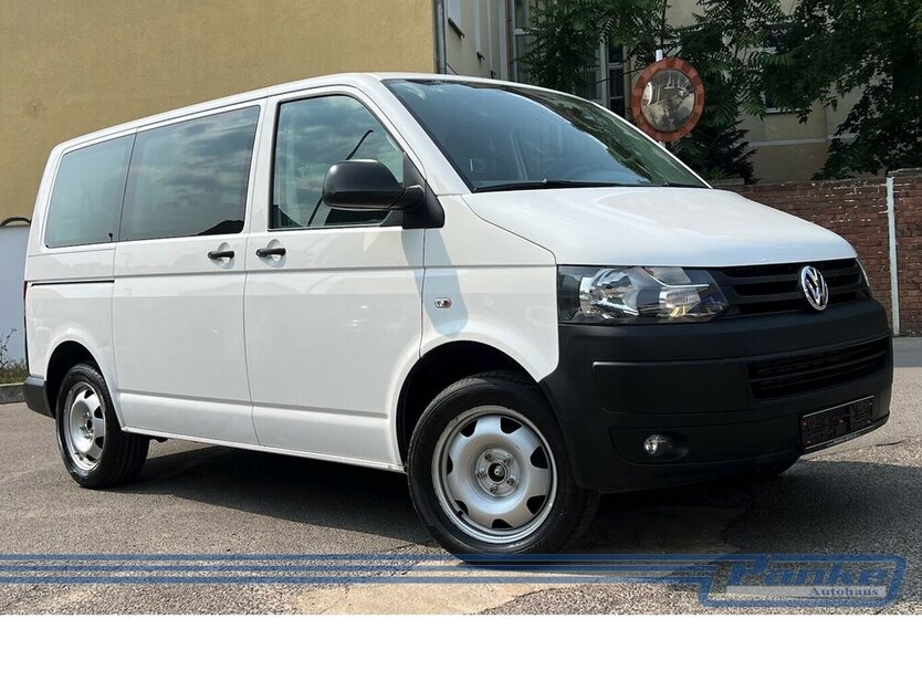 VW T5 Transporter Kombi 1. Hand 8 sitzer 169.000 km 14.990 € Berlin 13187