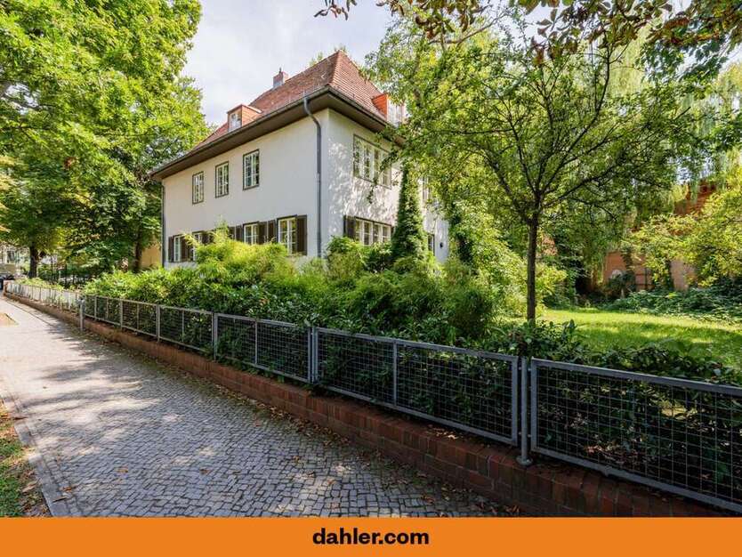 Haus zum Kaufen in Potsdam Berliner Vorstadt 2.450.000 € 275 m²