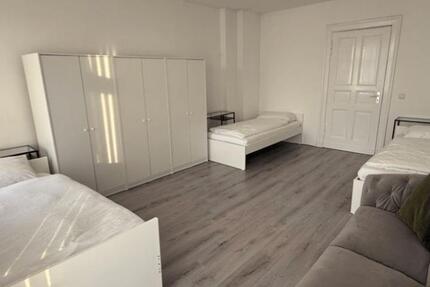 Wohnung Berlin Reinickendorf - 4 Zimmer, 70 m&sup2;, 3.000&euro; | Angebot:26396736