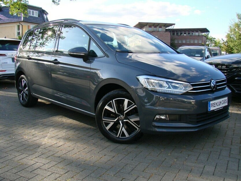 Touran 1.5TSi Comfortline 7-Sitzer Panorama LED
