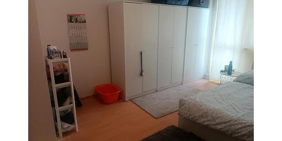 Etagenwohnung Berlin Lichtenberg - 3 Zimmer, 76 m&sup2;, 550&euro; | Angebot:27568685
