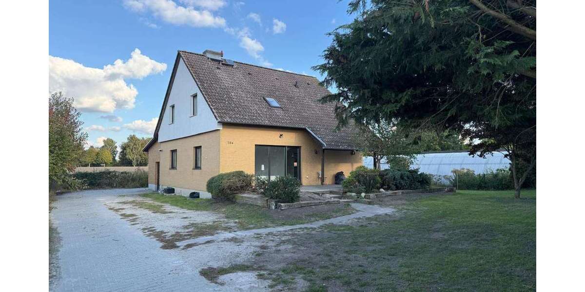 Haus zum Mieten in Dallgow-Döberitz 3.500 € 160 m² 4 zimmer