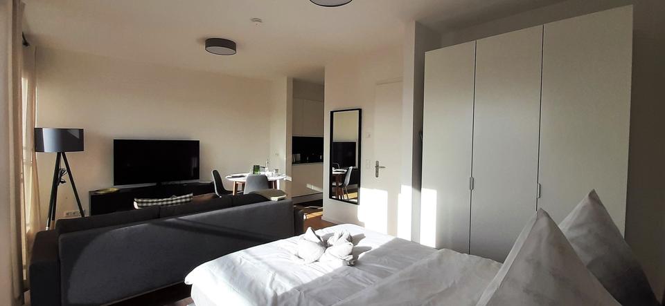 Dachgeschoßwohnung Berlin Friedrichshain-Kreuzberg - 1 Zimmer, 32 m&sup2;, 950&euro; | Angebot:25900884