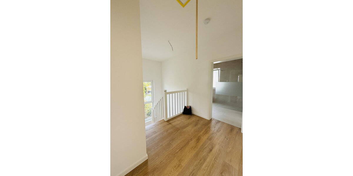 Einfamilienhaus Berlin Kaulsdorf - 4 Zimmer, 154 m&sup2;, 2.800&euro; | Angebot:26355994