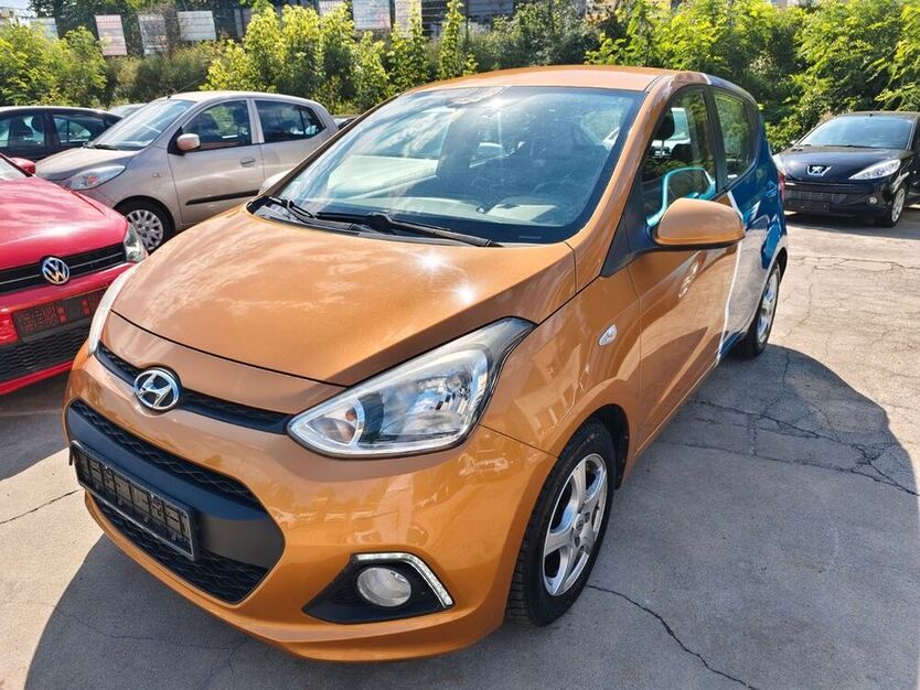 i10