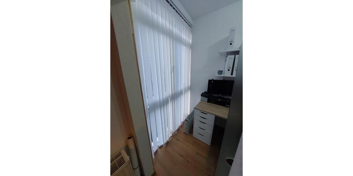 Etagenwohnung Berlin Marzahn-Hellersdorf - 2.5 Zimmer, 70 m&sup2;, 1.350&euro; | Angebot:24658494