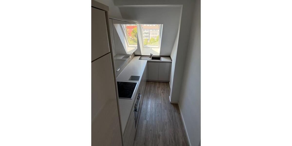 Dachgeschoßwohnung Berlin Rummelsburg - 2 Zimmer, 60 m&sup2;, 1.600&euro; | Angebot:26420895