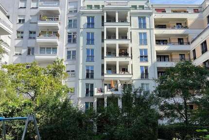 Wohnung zum Mieten in Berlin 1.534 € 61.9 m² 2 zimmer