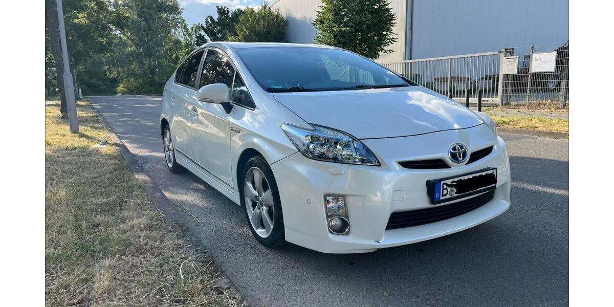 Toyota Prius 214.112 km 6.400 &euro; Berlin 13057