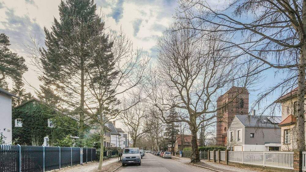 Einfamilienhaus Berlin Niederschönhausen - 3 Zimmer, 200 m&sup2;, 3.547&euro; | Angebot:25865304