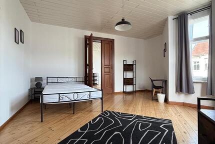 Wohnung Berlin Charlottenburg-Wilmersdorf - 3 Zimmer, 90 m&sup2;, 1.590&euro; | Angebot:26644737