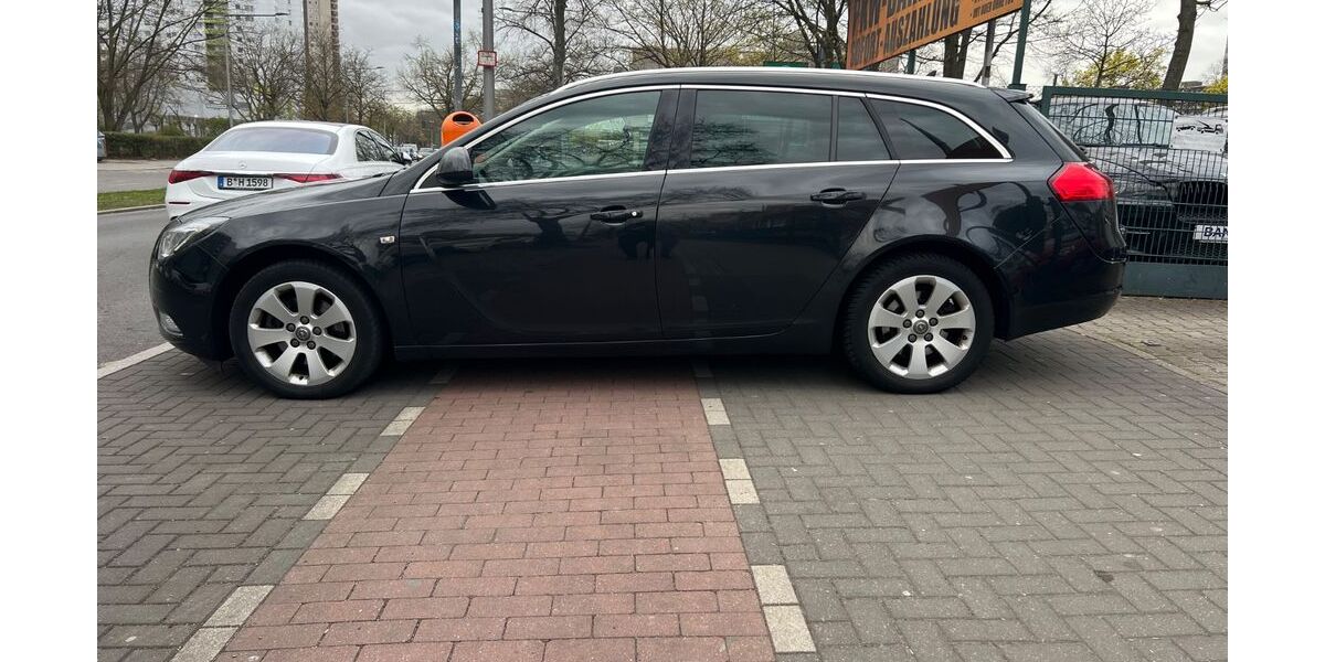 Opel Insignia 198.000 km 6.990 &euro; Berlin 12353