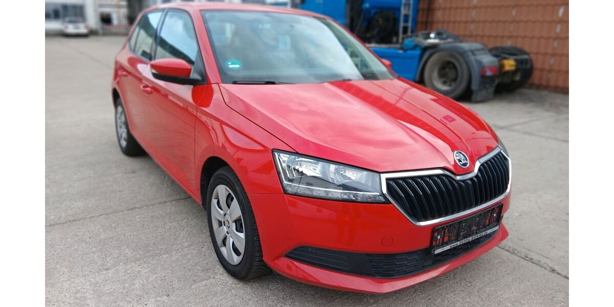Skoda Fabia 74.200 km 7.998 &euro; Oranienburg 16515