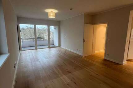 Wohnung Berlin Westend - 4 Zimmer, 83 m&sup2;, 1.500&euro; | Angebot:25976634
