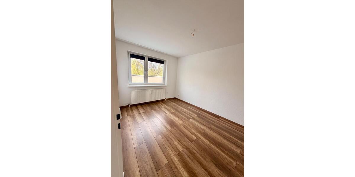 Einfamilienhaus Berlin Spandau - 2 Zimmer, 70 m&sup2;, 1.300&euro; | Angebot:26250841